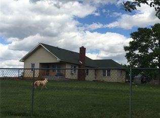 10294 N 2140th Rd, Foss, OK 73647
