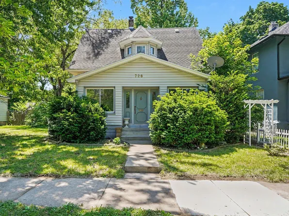 728 Adams St SE, Grand Rapids, MI 49507