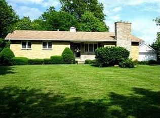 S3167 Four Rod Rd, East Aurora, NY 14052