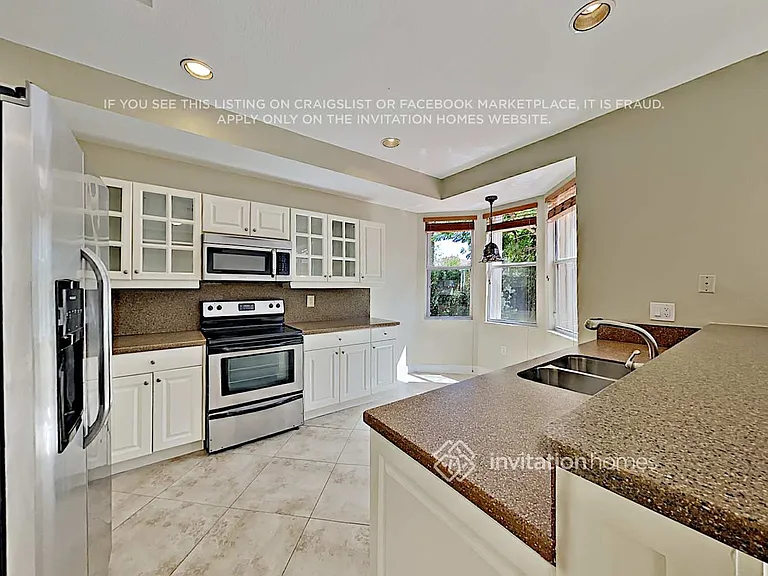 15250 SW 51st St — Photo 7