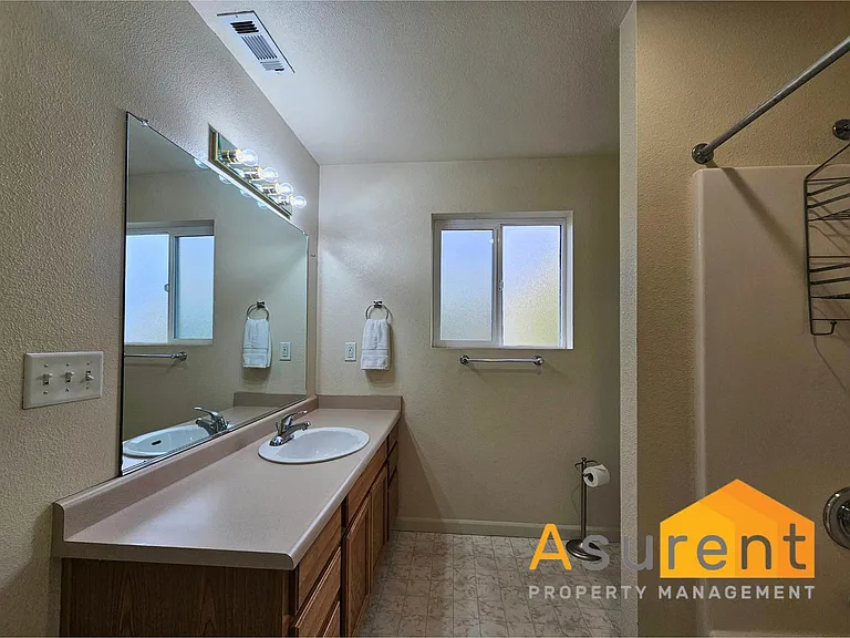 2030 Brookhurst St #13 — Photo 7
