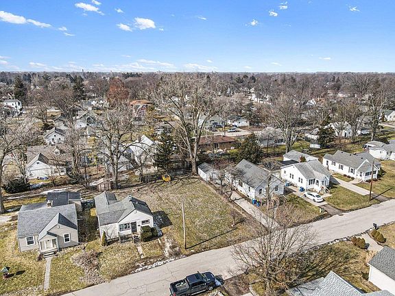 4th image of 405 Harvard St