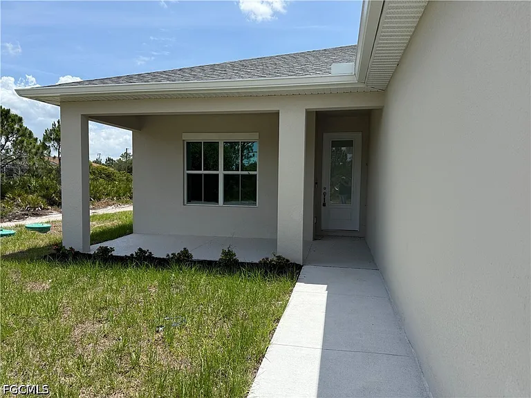 4626 Ida Ave N — Photo 3