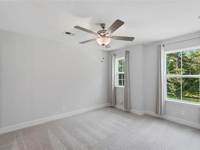 6168 Collins Rd — Photo 26
