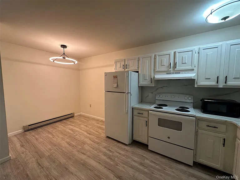 15 Kelly Ln #C — Photo 8