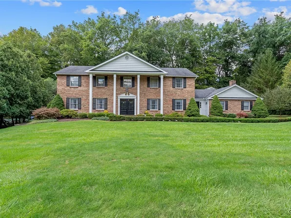 5027 Pine Valley Dr, Fayetteville, NY 13066