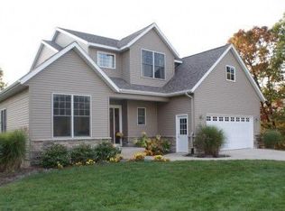 6777 Cathedral Ct SE, Alto, MI