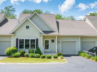 17 Crescent Way, Sturbridge, MA 01518
