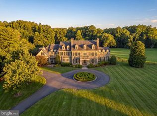 1205 Towlston Rd, Great Falls, VA 22066