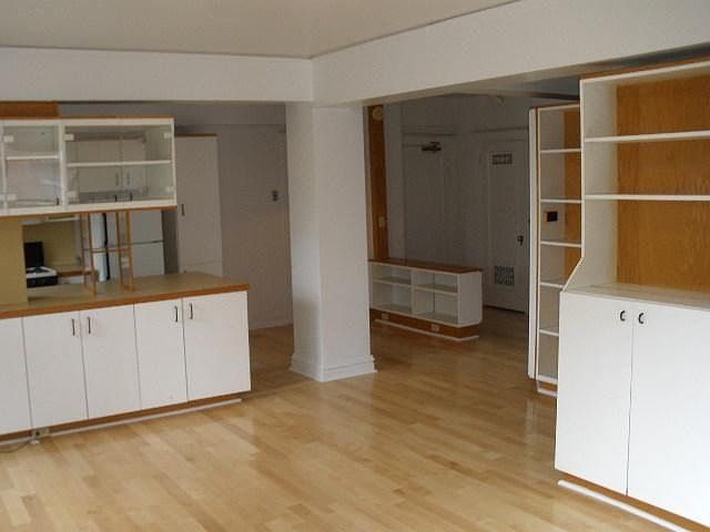 1st image of 4501 Maryland Ave APT 505