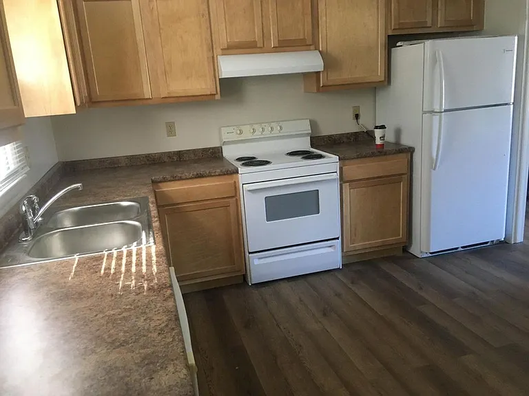 2 Sunset Dr — Photo 3