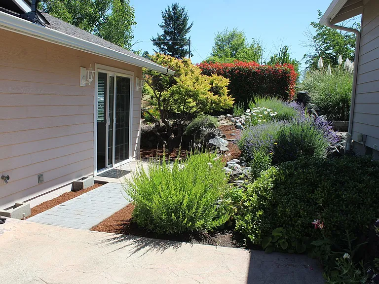 2060 Hubbard Ln — Photo 20