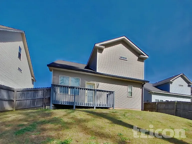 1422 Collins Dr — Photo 18