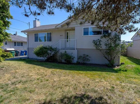 607 5th St, Nanaimo, BC V9R 1P7