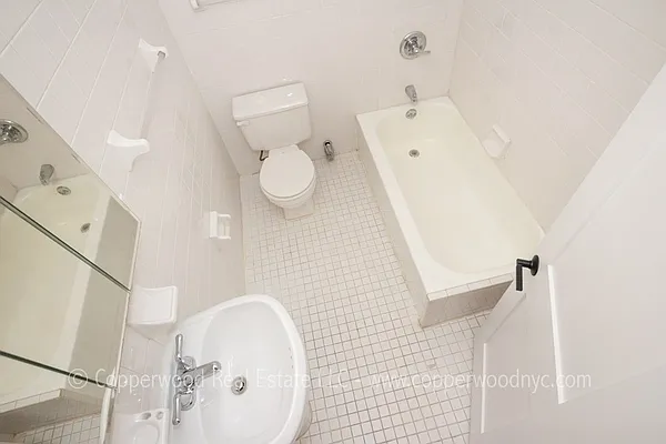 Rented by Abode Residential LLC | media 16