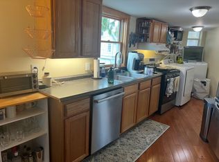 517 Middle St APT 3, Portsmouth, NH 03801