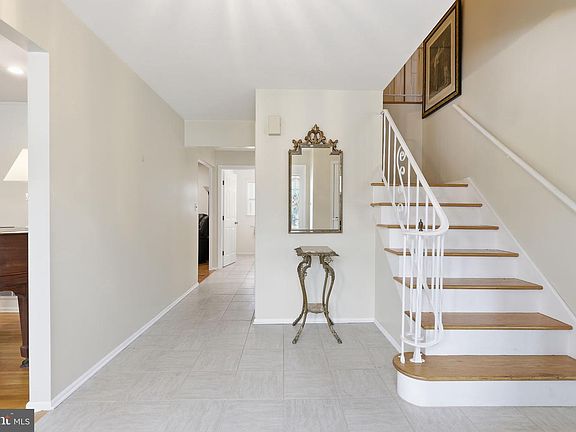 4th image of 17 Yeger Rd