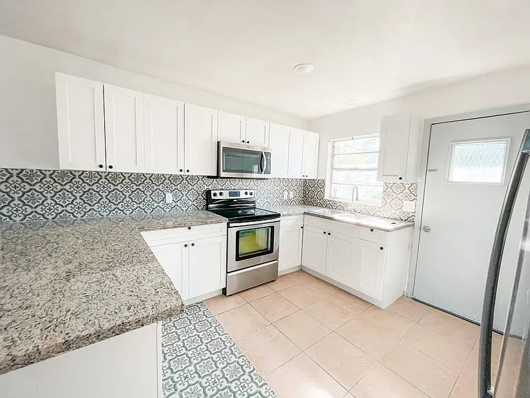 1054 Buccaneer Dr #1054 — Photo 17