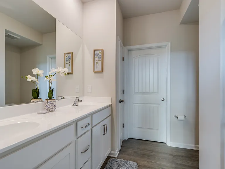 9224 Greenway Trl — Photo 32