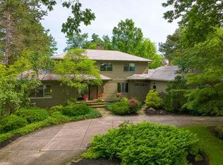 21049 Shaker Blvd, Shaker Heights, OH 44122