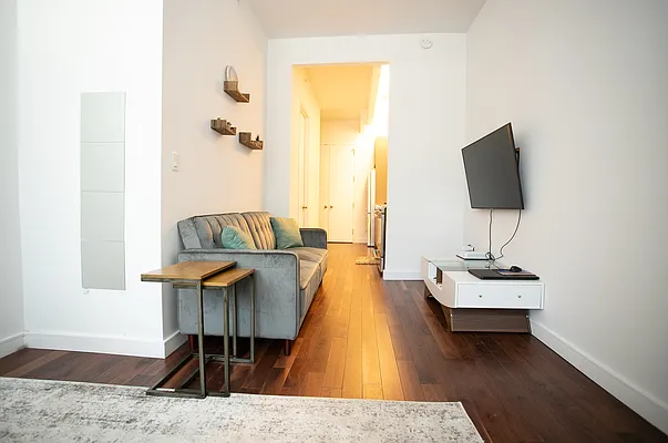 Rented by Metropolitan Property Group | media 2