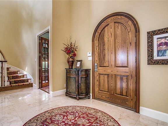 3rd image of 306 Hearthstone Ln