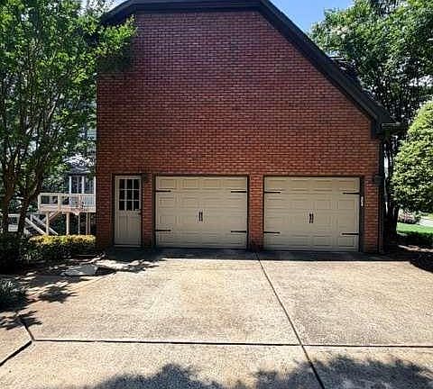 3rd image of 3296 Belmont Glen Dr SE