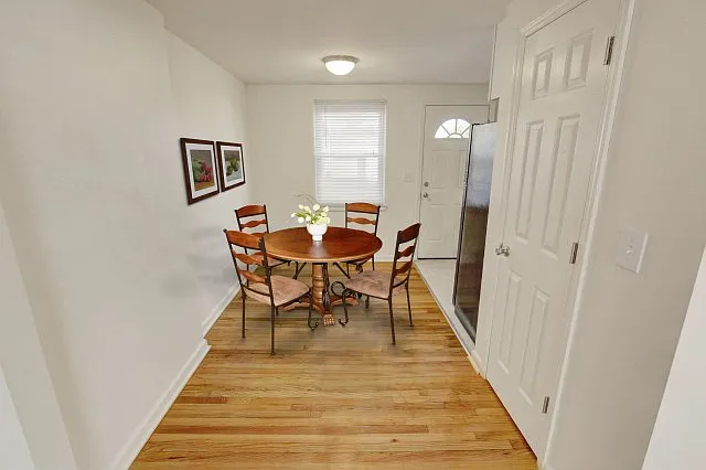 Dining Room of The Capital *Virtually staged