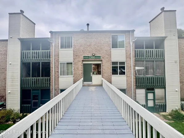 1508 Summit Pointe Dr, Scranton, PA 18508
