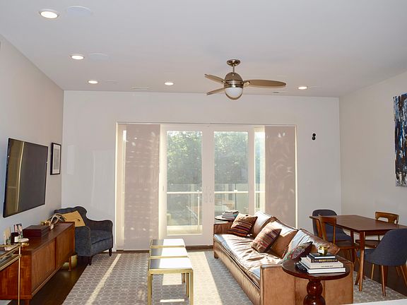 5th image of 3735 N Clifton Ave #3