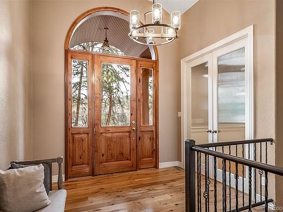 4th image of 4336 Mohawk Drive