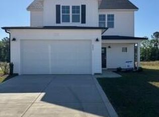 252 Peeler Cir, Raeford, NC 28376