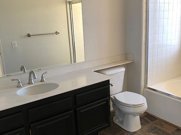 Attached 2nd Bedroom Bathroom