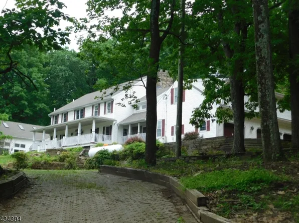 4 Spring Hill Rd, Franklin Twp., NJ 08801