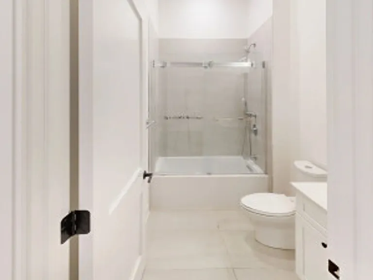 220-222 Tremont St #1001 — Photo 11