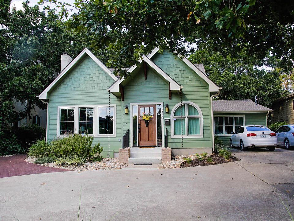 Street view. Unit A is front; Unit B's entrance is on the right hand side.