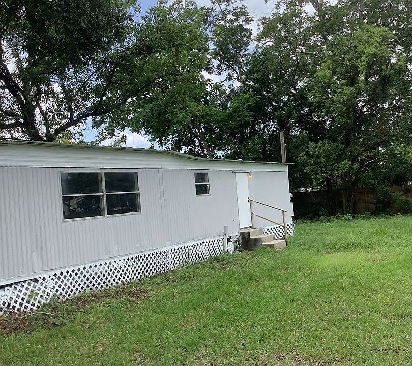 1st image of 1043 S Suwannee Ave