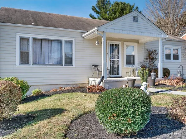 720 Scott St, Marion, VA 24354