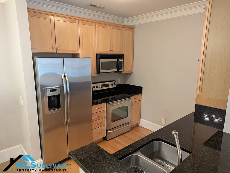 401 Finsbury St #200-1 — Photo 3