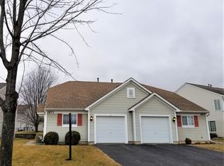 2873 Impressions Dr, Lake In The Hills, IL 60156