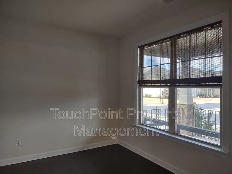 1019 Hamilton Mill Dr — Photo 13