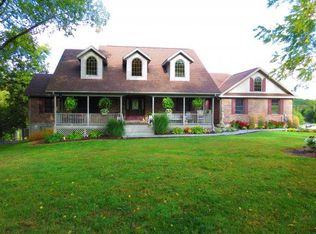 9518 Dockery Rd, Aurora, IN 47001