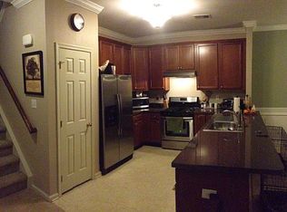 43 Meadow Cir, Mays Landing, NJ 08330