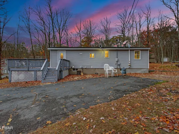 123 Andiron Way, Lackawaxen, PA 18435