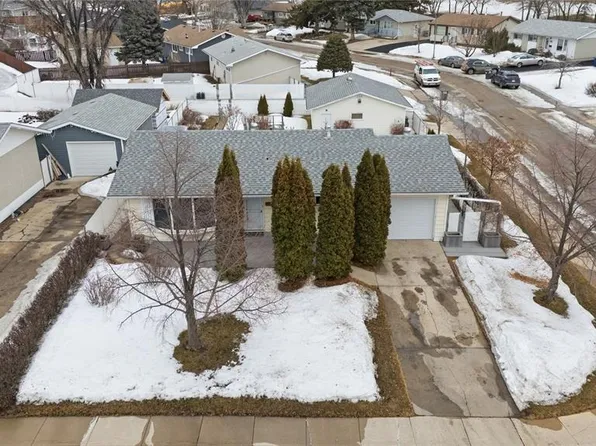 50 Morris DRIVE, Saskatoon, SK S7L 3T9