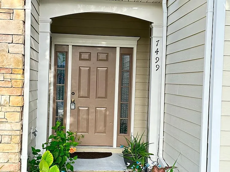 7499 Devondale Way — Photo 3