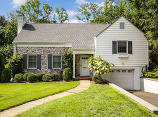 38 Secor Rd, Scarsdale, NY 10583