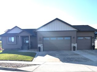 1527 Bristol Ct, Rapid City, SD 57701