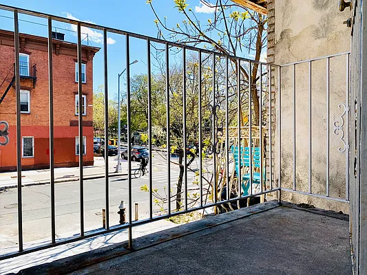 Rented by Blue Egg Realty Corp | media 19