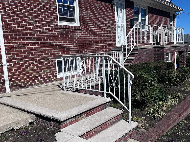 395 Coolidge Ave — Photo 20